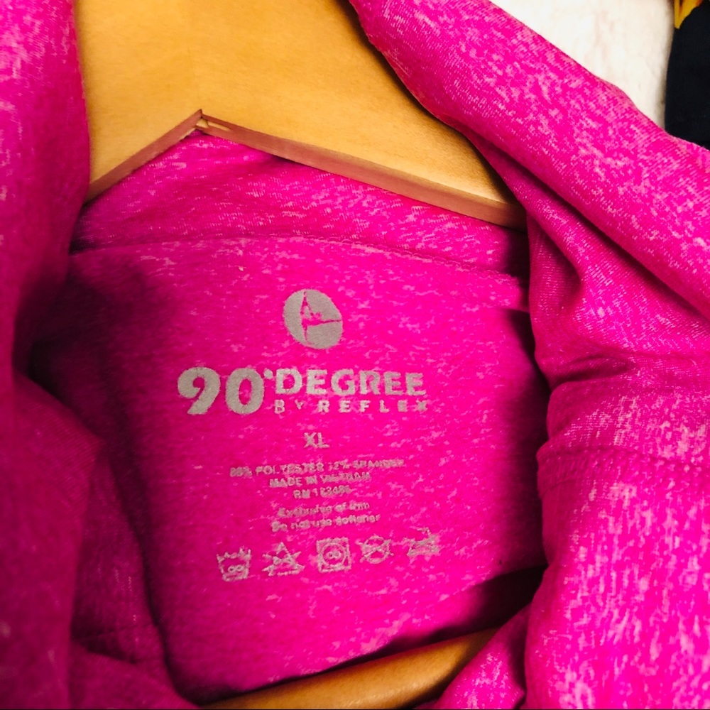 Yoga Top - Picture 3 of 4